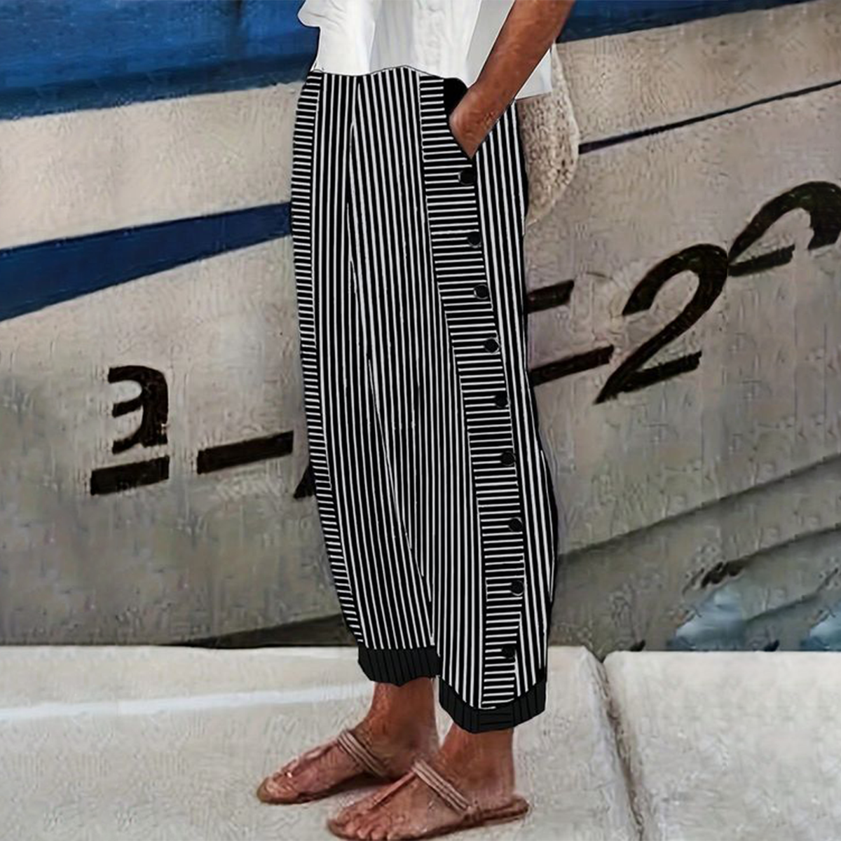 Black Striped Print Side Pocket Pants