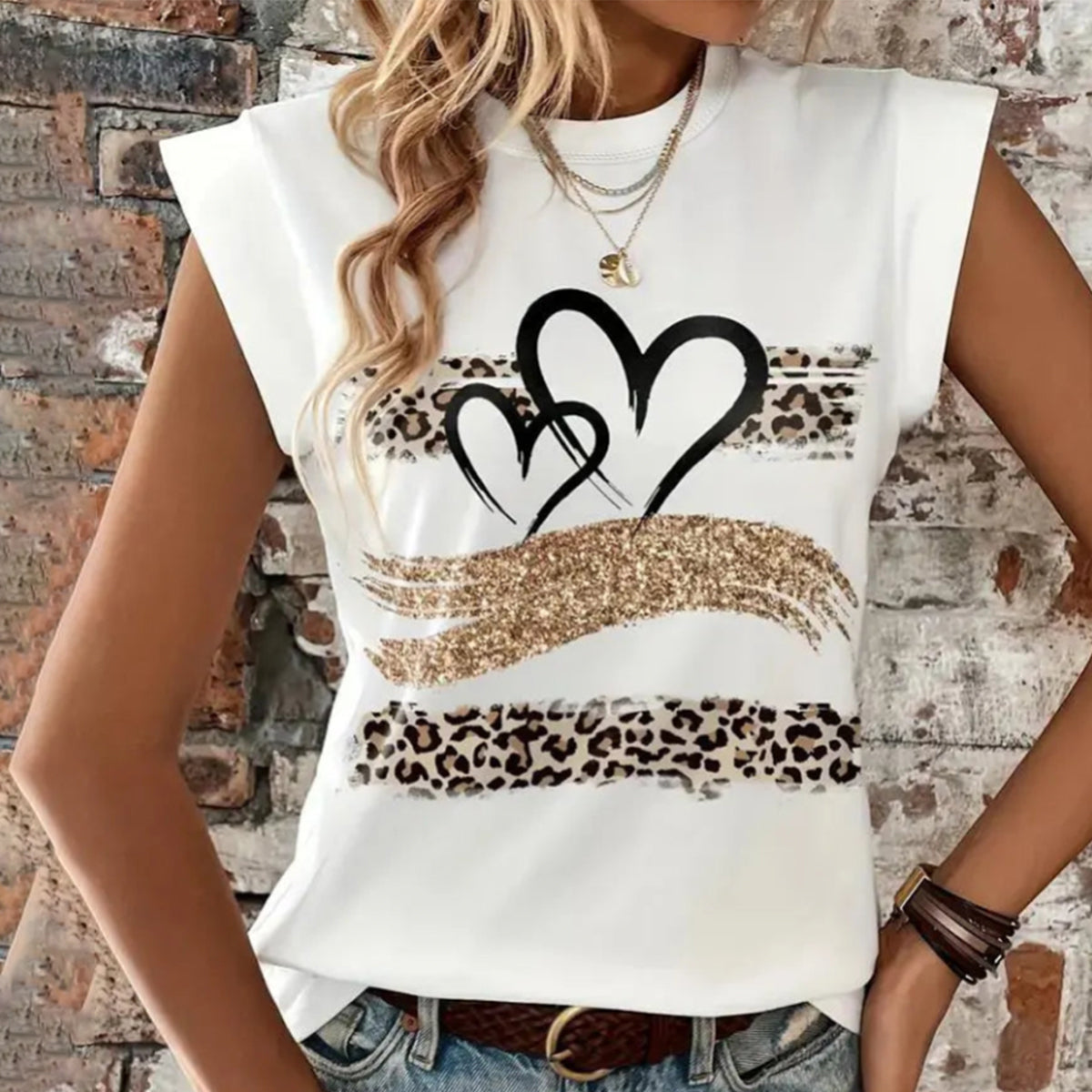 Groovy White Round Neck Top